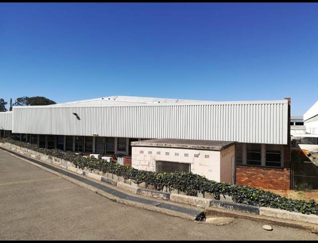 7,775M² WAREHOUSE FOR SALE IN HERIOTDALE